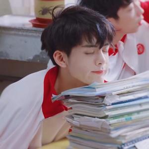 好大⋯好长⋯好紧⋯爽欧美
